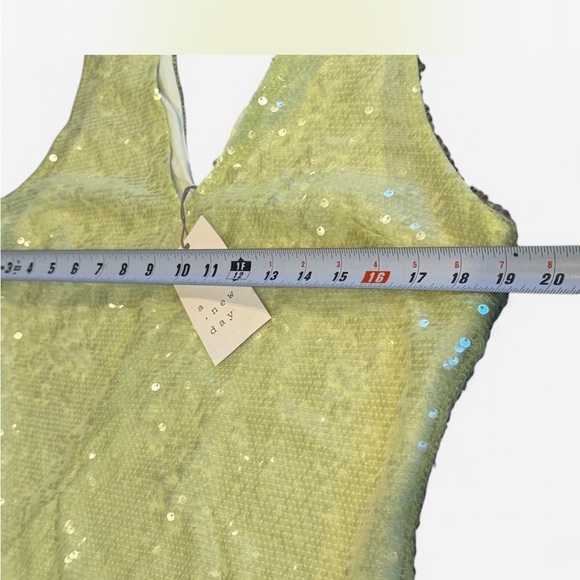 NWT Sparkling Sequin Dress Lime Neon Green. Size M - Picture 7 of 7